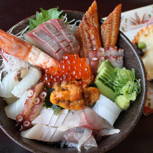 海鮮丼